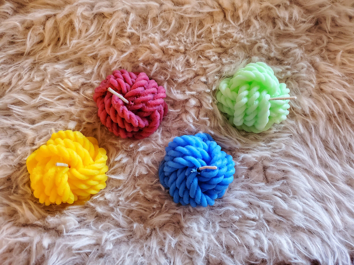 Knot Candle/Yarn Candle